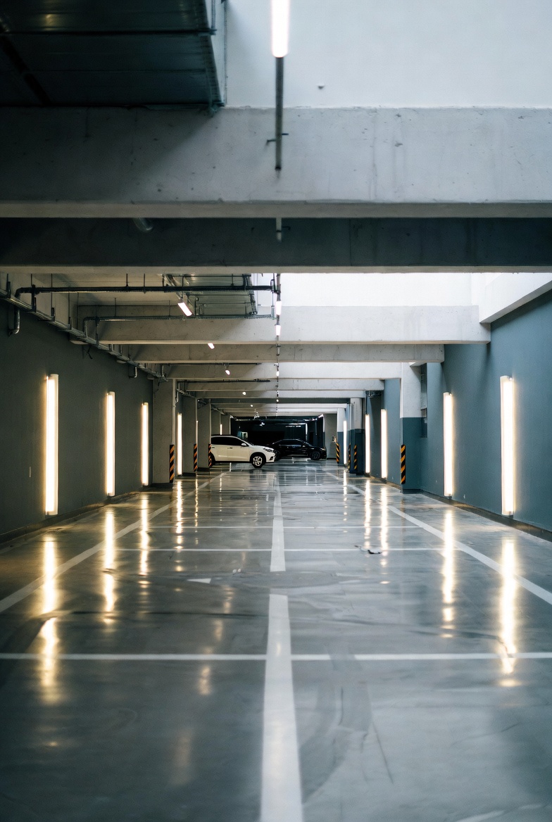 건물 주차장